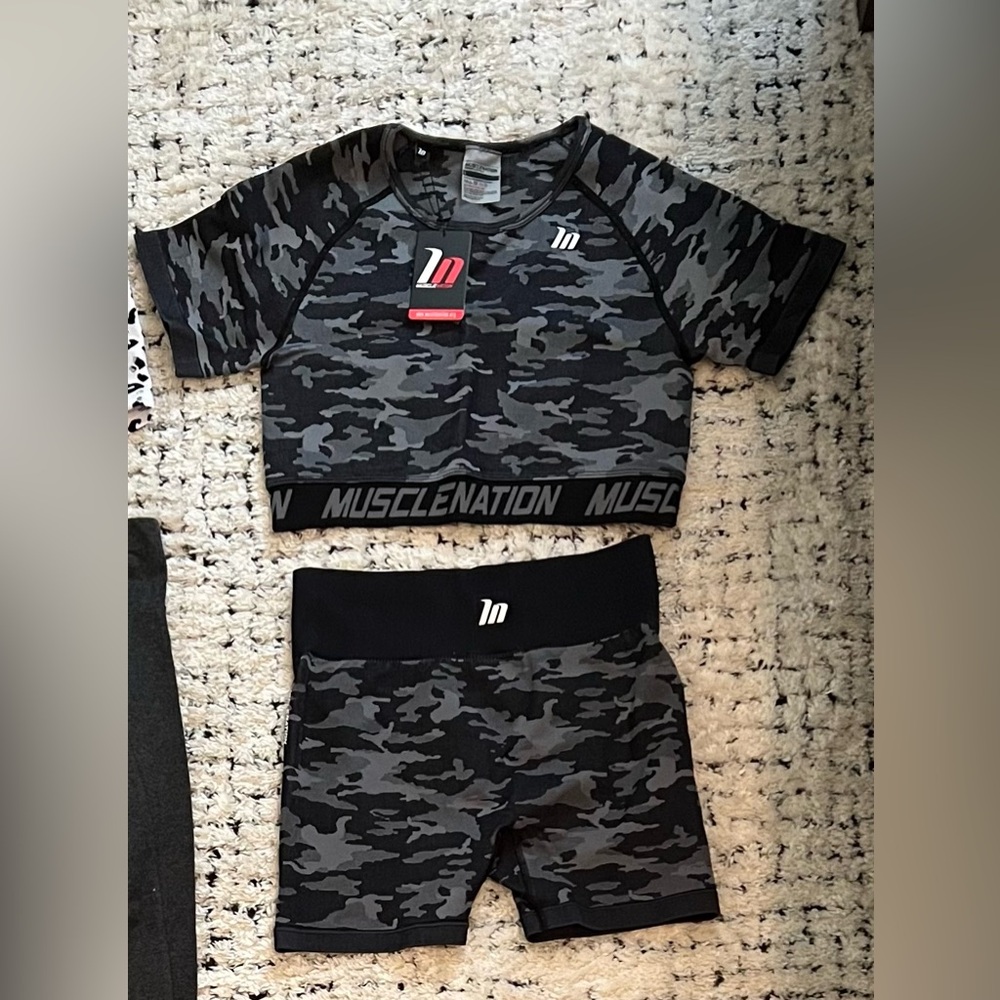 Muscle Nation Camouflage Crop & Shorts.